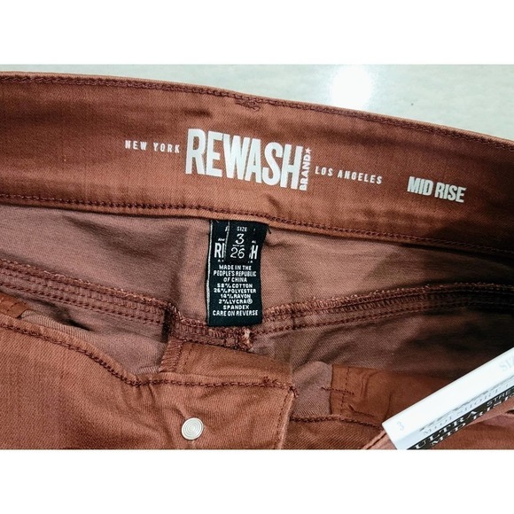 Rewash Rust Denim Mom Shorts Mid Rise Cuffed NWT - Picture 4 of 12